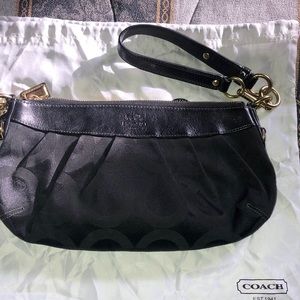 BLACK COACH CLUTCH